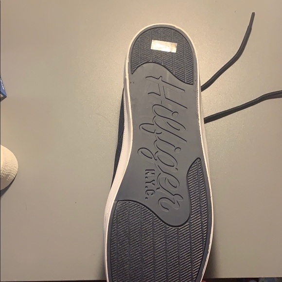 New shoes never worn, Tommy Hilfiger casual shoes - Picture 3 of 3